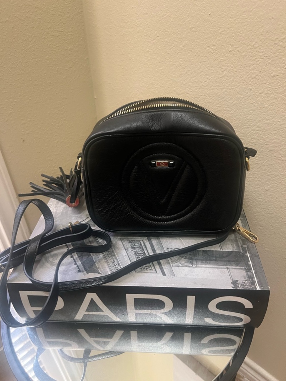 Authentic Valentino Camera bag! Strap never used everything in EUC!